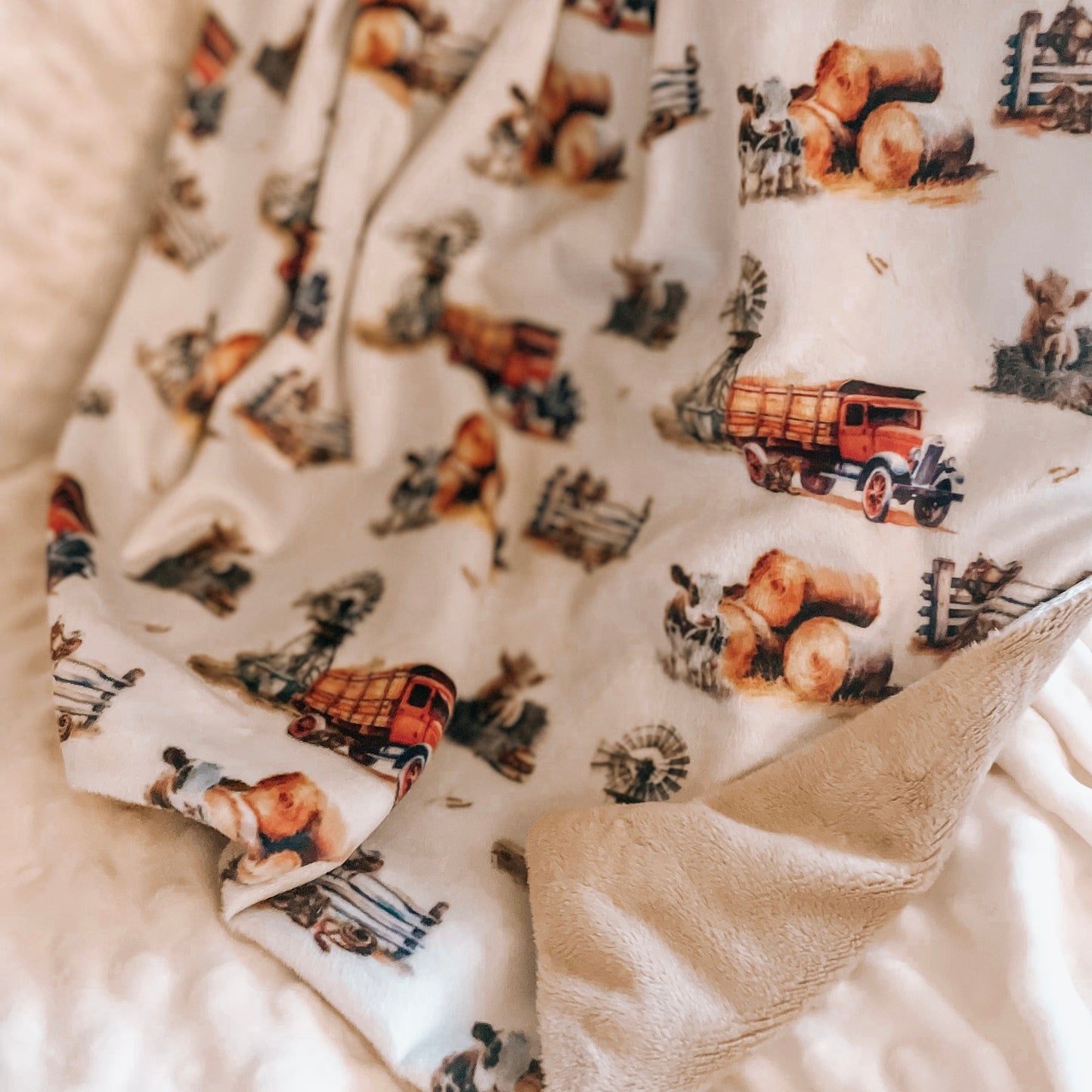 Mini cuddle blanket “Kolton/ smooth caramel”
