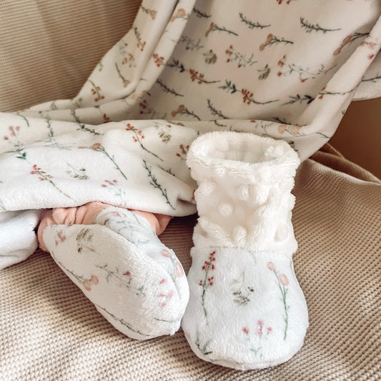 Pantoufles douces et chaudes "fleurs sauvages/bulles creme" Sur commande