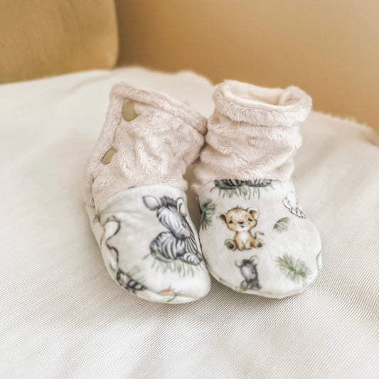 Soft and warm slippers "Safari babies/sand dot"~On command