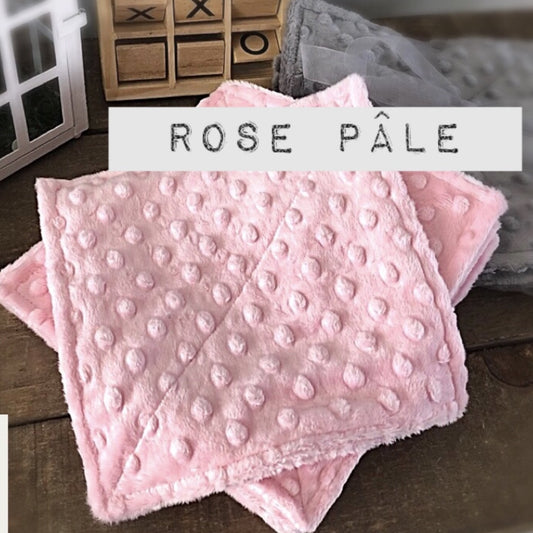 Débarbouillettes en Minky~ Rose pâle